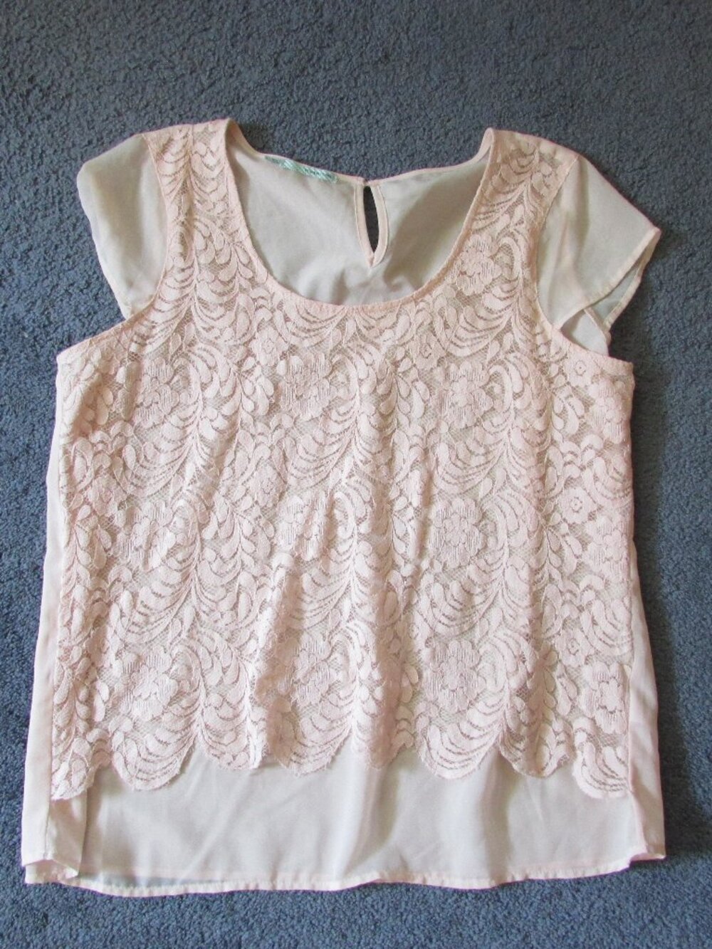 NWOT Maurices Large Light Pink Lace Overlay Cap Sleeve Chiffon Blouse